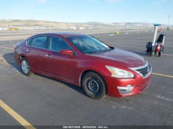  Salvage Nissan Altima