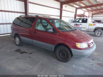  Salvage Toyota Sienna