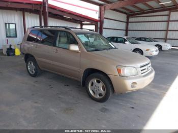  Salvage Toyota Highlander