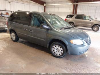  Salvage Chrysler Town & Country