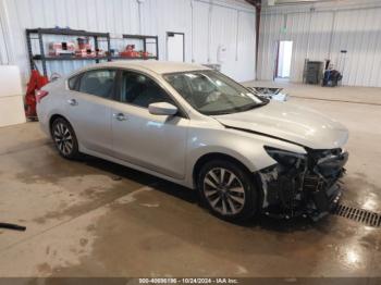  Salvage Nissan Altima