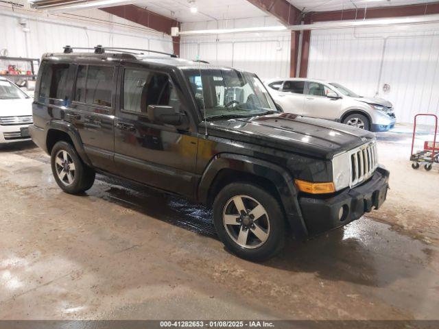  Salvage Jeep Commander