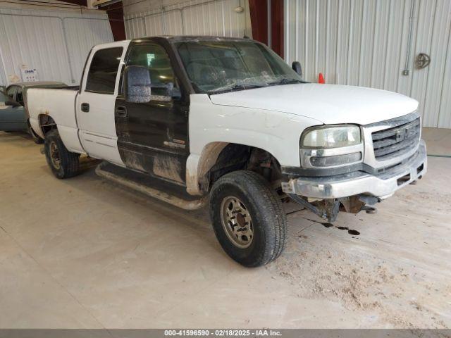  Salvage Chevrolet Silverado 2500