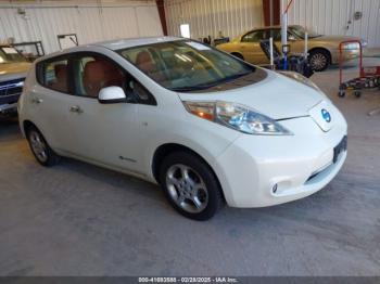  Salvage Nissan LEAF