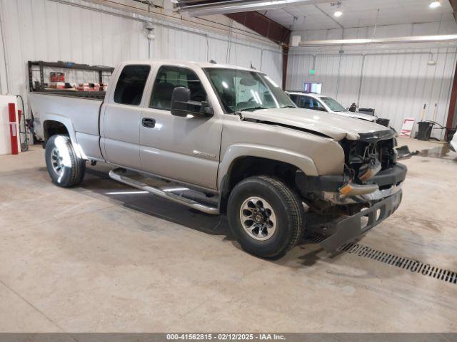  Salvage Chevrolet Silverado 2500