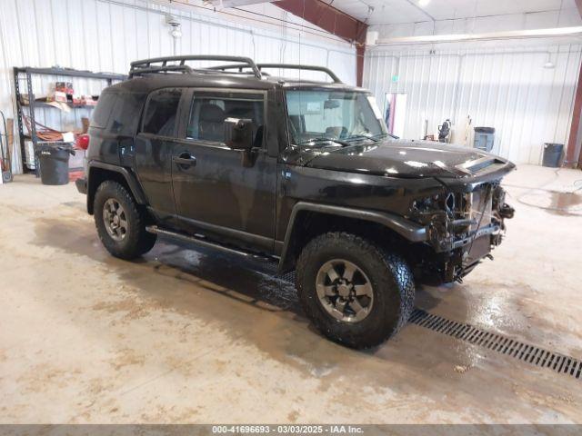  Salvage Toyota FJ Cruiser