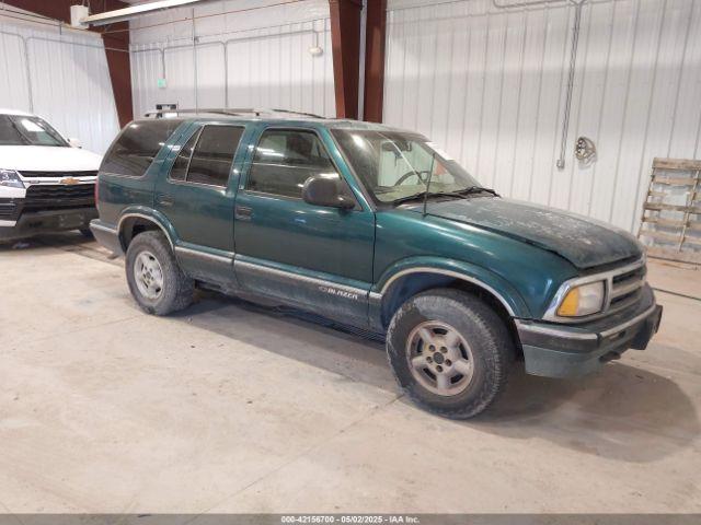  Salvage Chevrolet Blazer