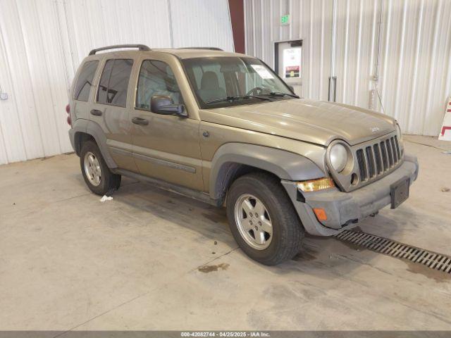  Salvage Jeep Liberty