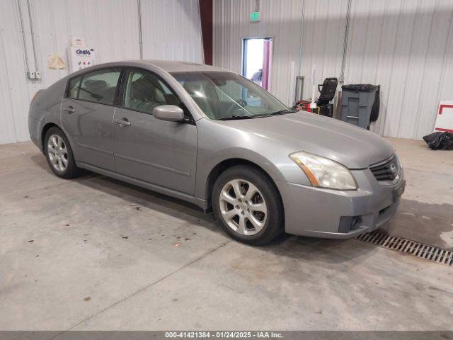  Salvage Nissan Maxima