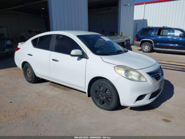  Salvage Nissan Versa