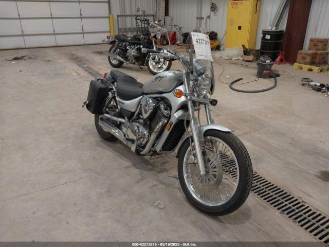  Salvage Suzuki Vs800