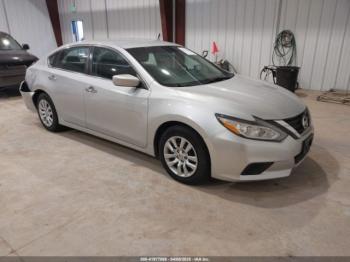 Salvage Nissan Altima