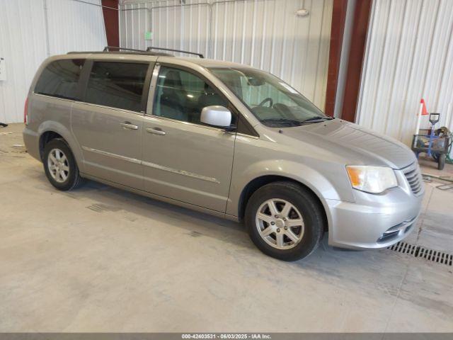 Salvage Chrysler Town & Country