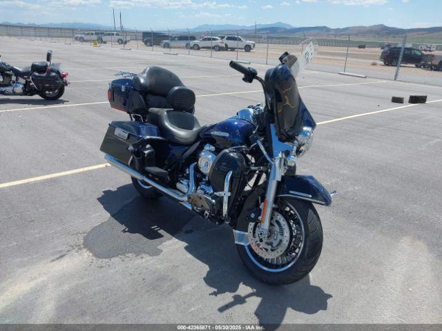  Salvage Harley-Davidson Flhtk