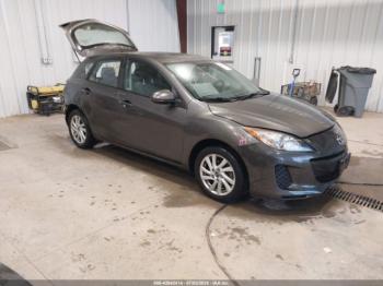  Salvage Mazda Mazda3