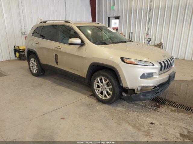  Salvage Jeep Cherokee
