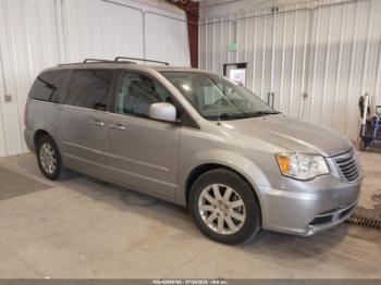  Salvage Chrysler Town & Country