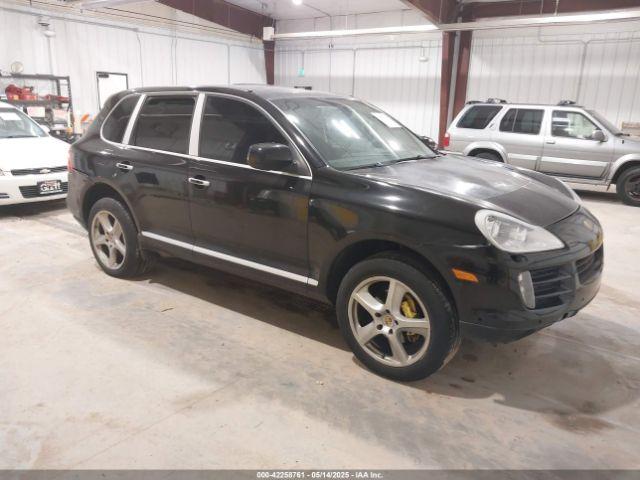  Salvage Porsche Cayenne
