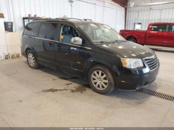  Salvage Chrysler Town & Country