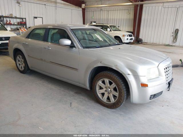  Salvage Chrysler 300