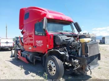  Salvage Volvo Vn