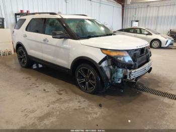 Salvage Ford Explorer