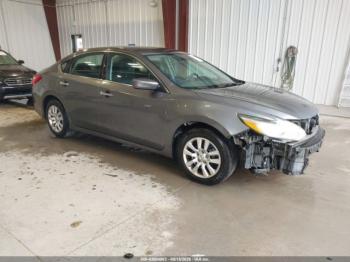  Salvage Nissan Altima