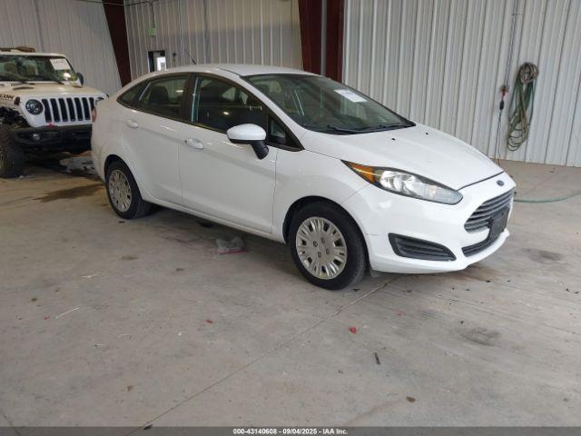  Salvage Ford Fiesta