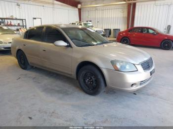 Salvage Nissan Altima
