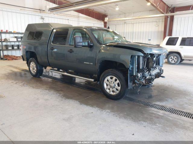  Salvage Chevrolet Silverado 2500