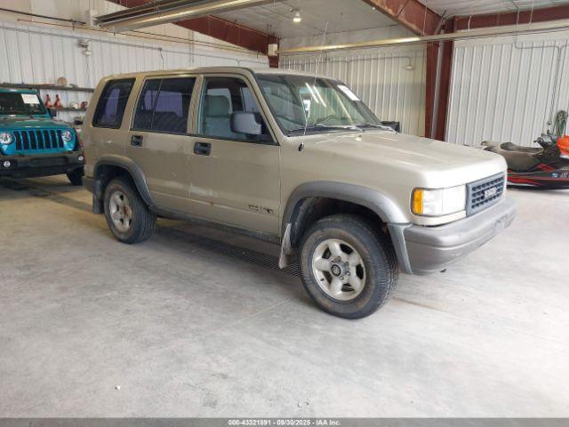  Salvage Isuzu Trooper