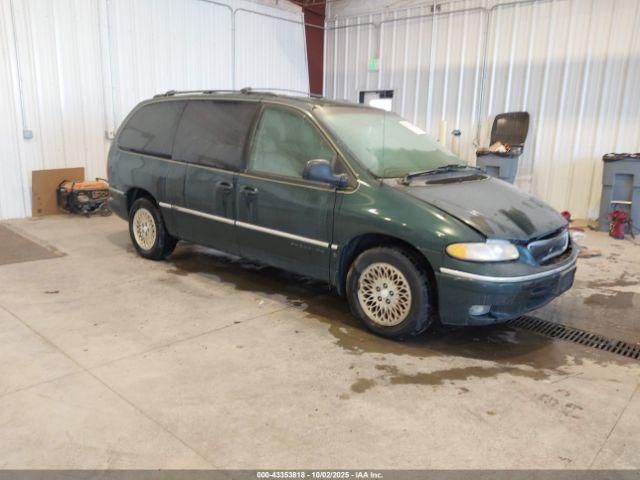  Salvage Chrysler Town & Country