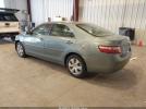 Toyota Camry Le Image 11