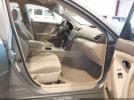 Toyota Camry Le Image 12