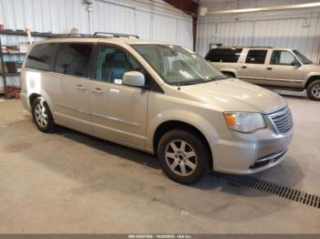  Salvage Chrysler Town & Country