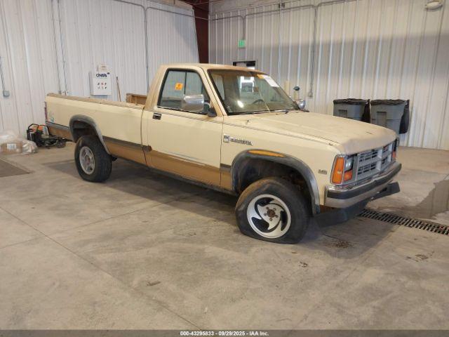 Salvage Dodge Dakota
