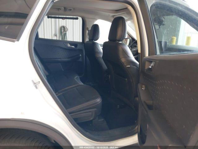 Ford Escape Se Sport Hybrid Image 5