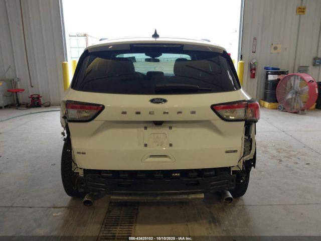 Ford Escape Se Sport Hybrid Image 9