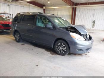  Salvage Toyota Sienna