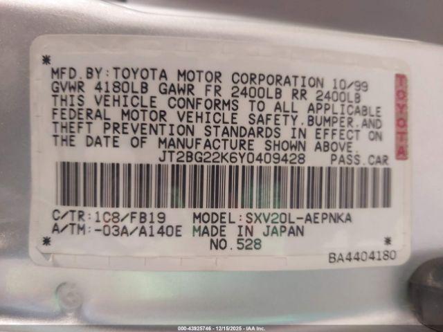 Toyota Camry Le Image 6