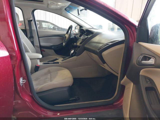 Ford Focus Se Image 6