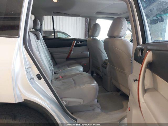 Toyota Highlander Limited Image 7