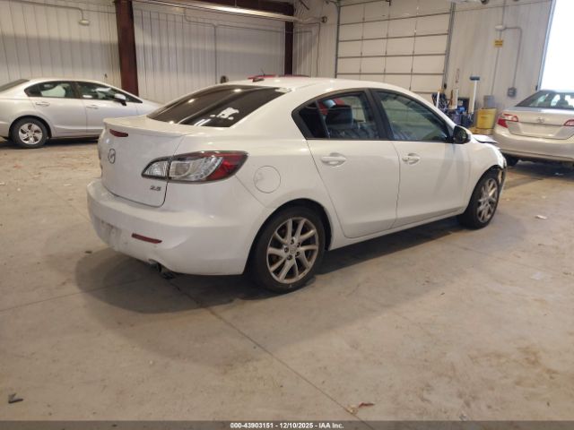 Mazda Mazda3 S Grand Touring Image 4