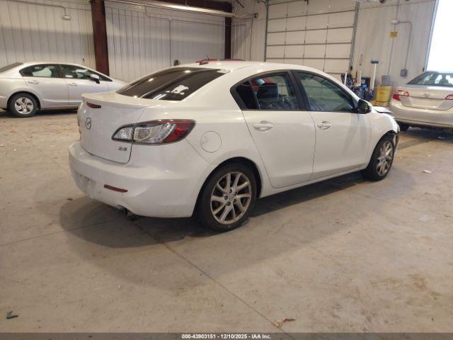 Mazda Mazda3 S Grand Touring Image 4