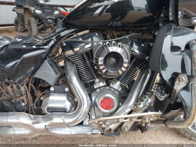 Harley-Davidson Fltrxs Road Glide Special Image 9