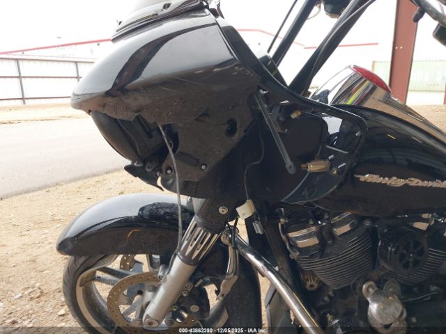 Harley-Davidson Fltrxs Road Glide Special Image 14