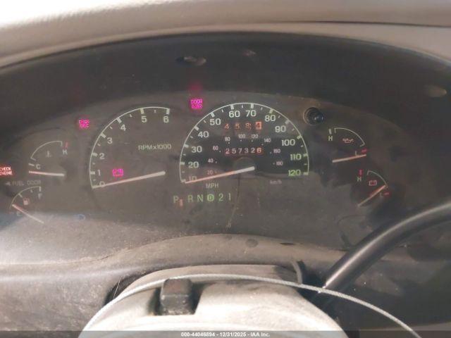 Mercury Mountaineer Image 3