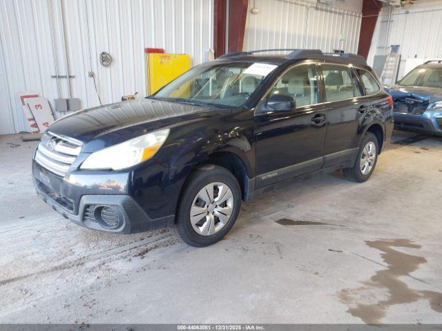 Subaru Outback 2.5i Image 2