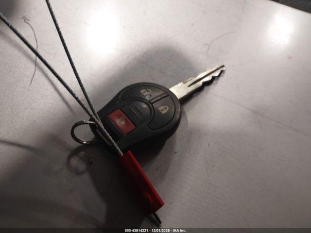 Nissan Rogue S Image 2