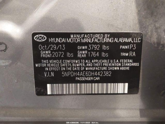 Hyundai ELANTRA Limited Image 6